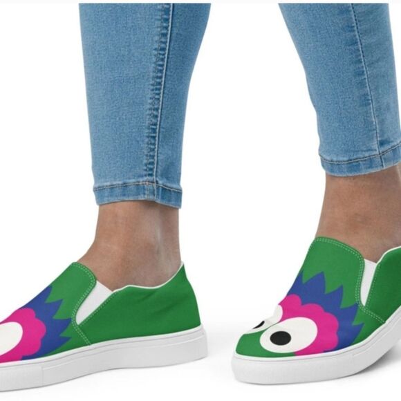 Philadelphia Phillies Canvas Slip On Sneakers Womens Sz 7 NWOT - Picture 2 of 10